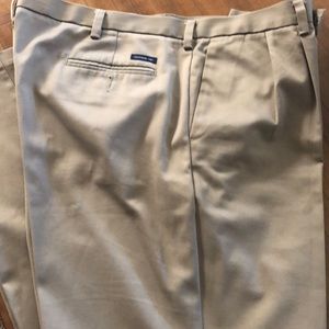 Mens Tan Docker pleated front dress pants size 40 x 34